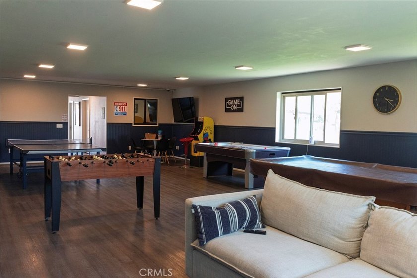 ATTENTION: You won't want to miss this opportunity! Nestled in - photo 10