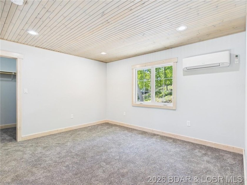 MOTIVATED SELLER!! This brand-new custom home sits on 3.05 - photo 45