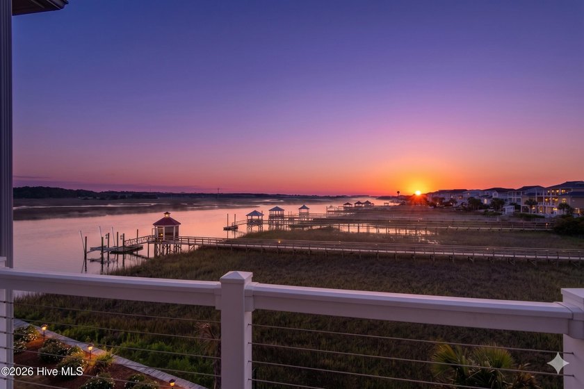 This one-of-a-kind custom-built luxury retreat in Ocean Isle - photo 6
