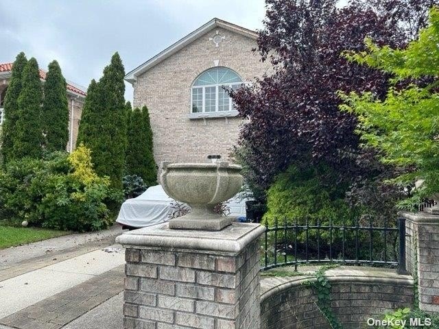 4 bedroom 3 bath waterfront all brick pristine contemporary with - photo 3