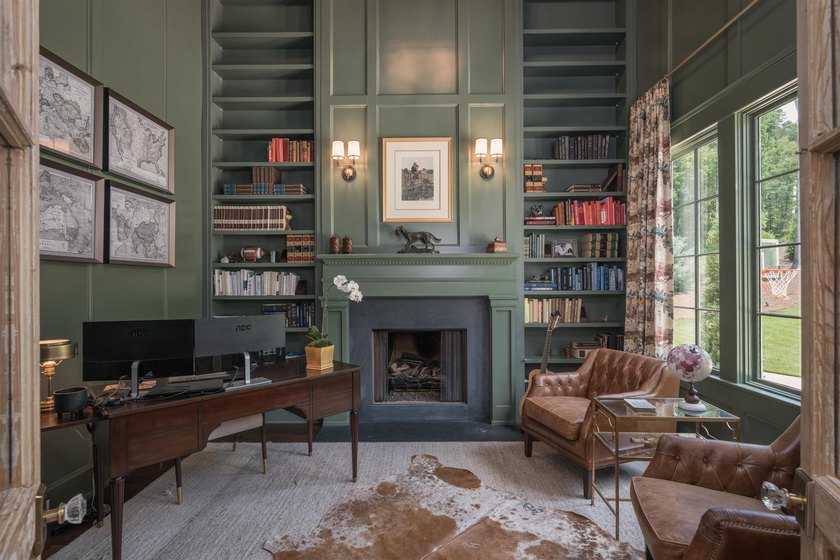 Approximately 7,200 Sq. Ft. | 6 Bedrooms | 5 Full Baths | 2 Half - photo 9