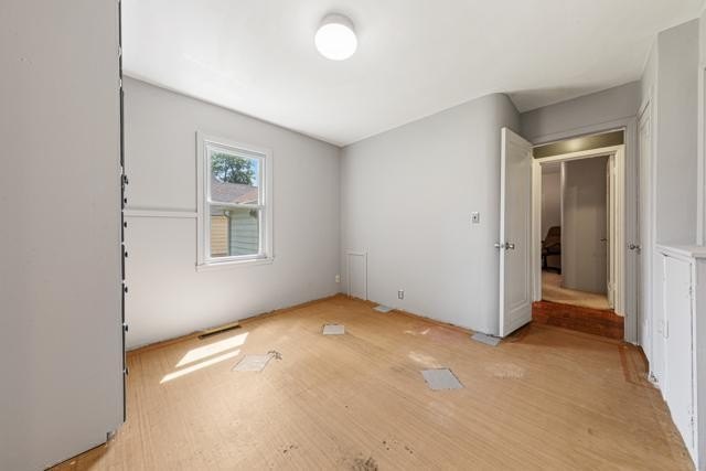3-bedroom home nestled in the heart of West Mankato. Updated - photo 17