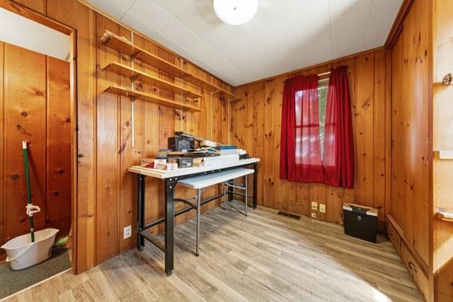 3-bedroom home nestled in the heart of West Mankato. Updated - photo 20