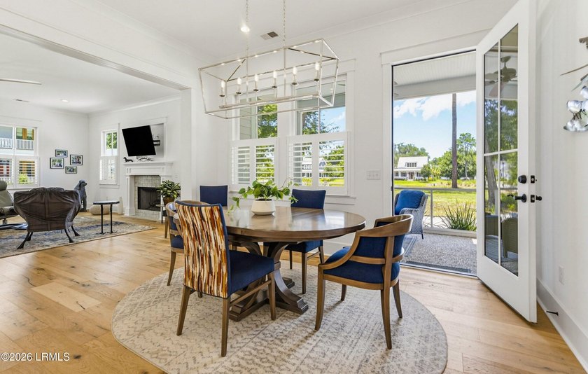 Built in 2021 by Artisan Custom Homes, this beautiful 3-bedroom - photo 21