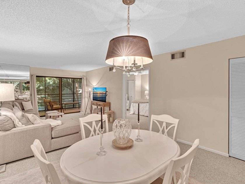 Meticulously maintained 2/2 unit in the picturesque gated and - photo 21