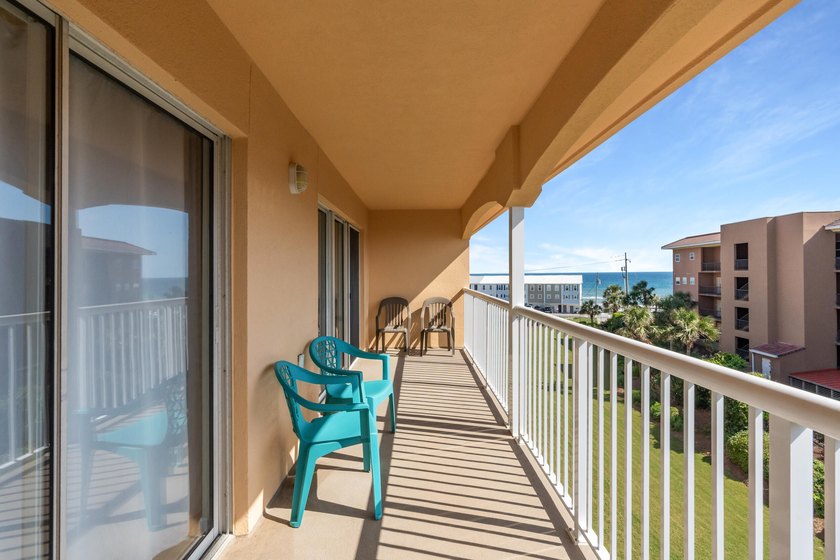 LOW HOA! Top-floor Gulf-view condo in one of Miramar Beach's - photo 22