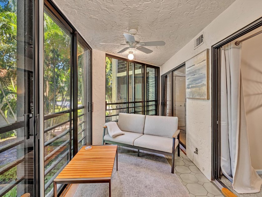Meticulously maintained 2/2 unit in the picturesque gated and - photo 31