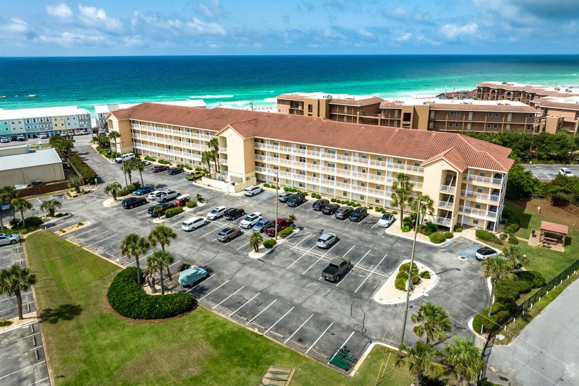 LOW HOA! Top-floor Gulf-view condo in one of Miramar Beach's - photo 32