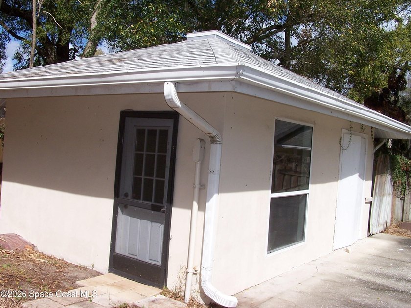This Cute Little 2 Bedroom 1 Bath Home located in Cocoa Village - photo 4