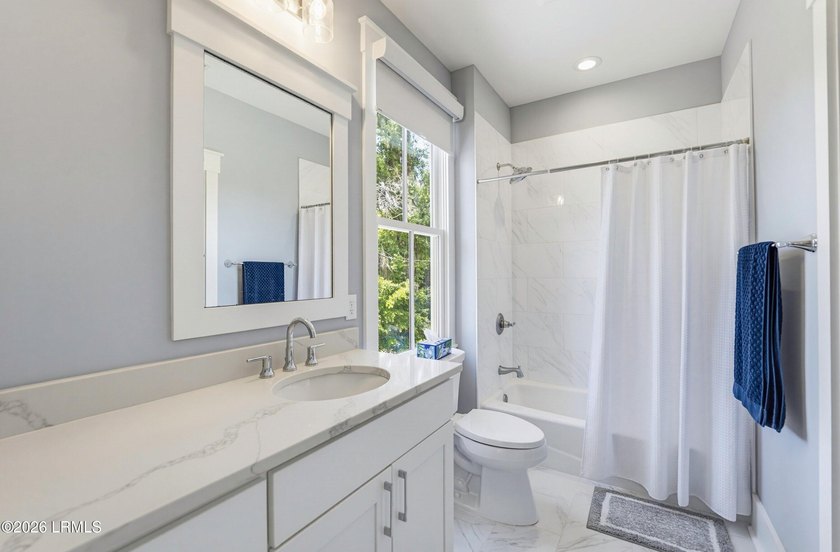 Built in 2021 by Artisan Custom Homes, this beautiful 3-bedroom - photo 41