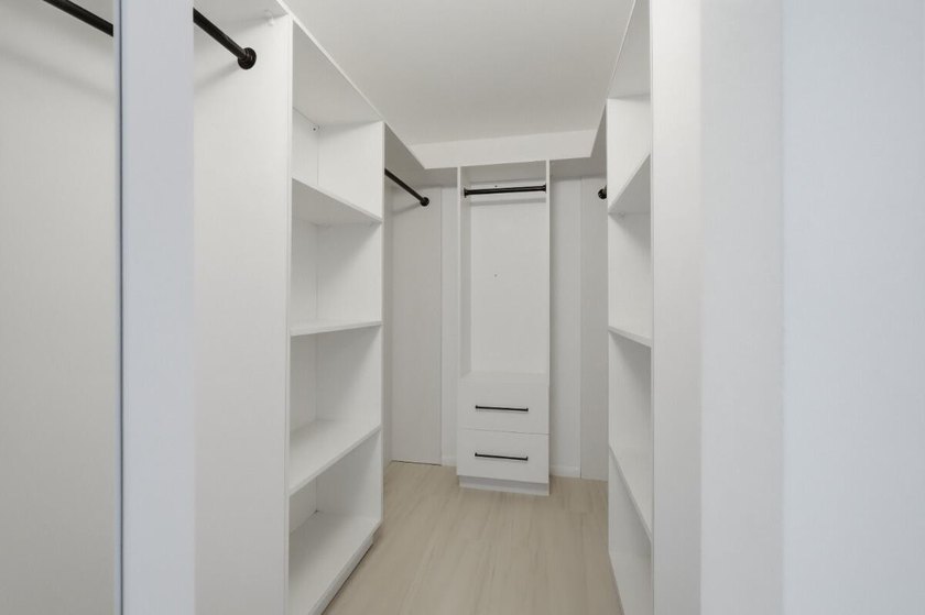 Welcome to this impeccably renovated 2-bedroom, 2-bath residence - photo 13