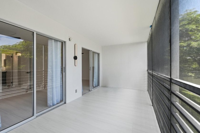Welcome to this impeccably renovated 2-bedroom, 2-bath residence - photo 15