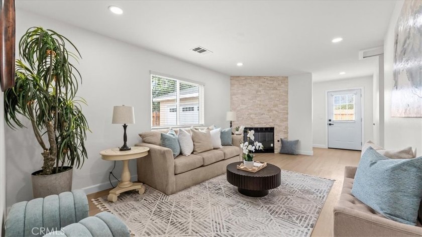 Welcome to 2409 Pepperwood Ave, a beautifully renovated - photo 17