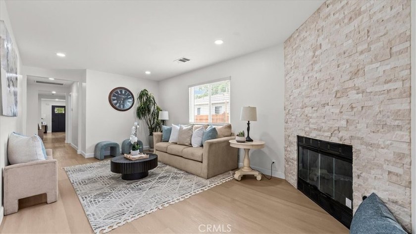 Welcome to 2409 Pepperwood Ave, a beautifully renovated - photo 20