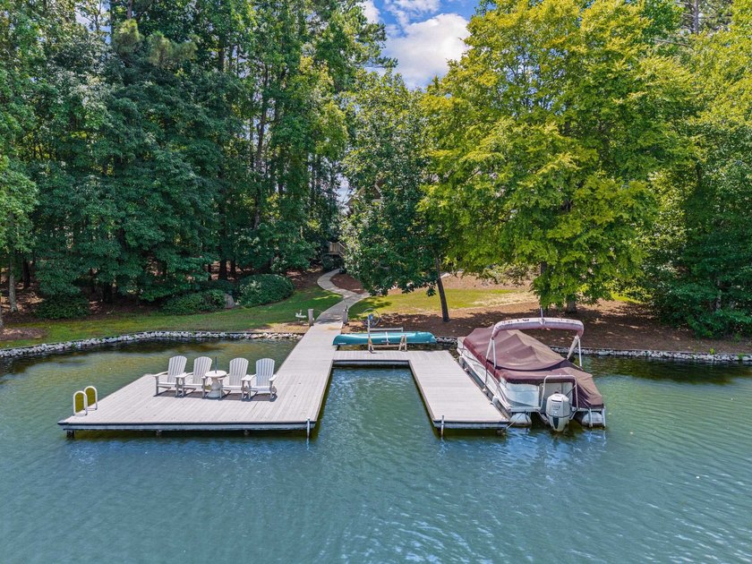 Rare main-lake opportunity on the highly desirable Richland - photo 3