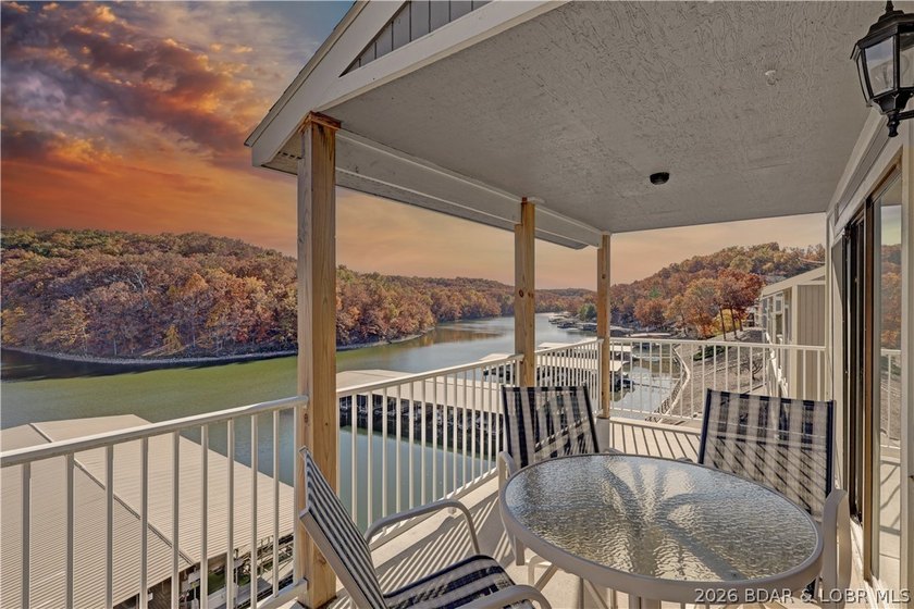 MOTIVATED SELLER - All 2026 Assessments Paid! Fully updated - photo 27