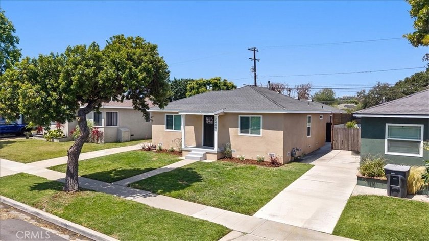 Welcome to 2409 Pepperwood Ave, a beautifully renovated - photo 39