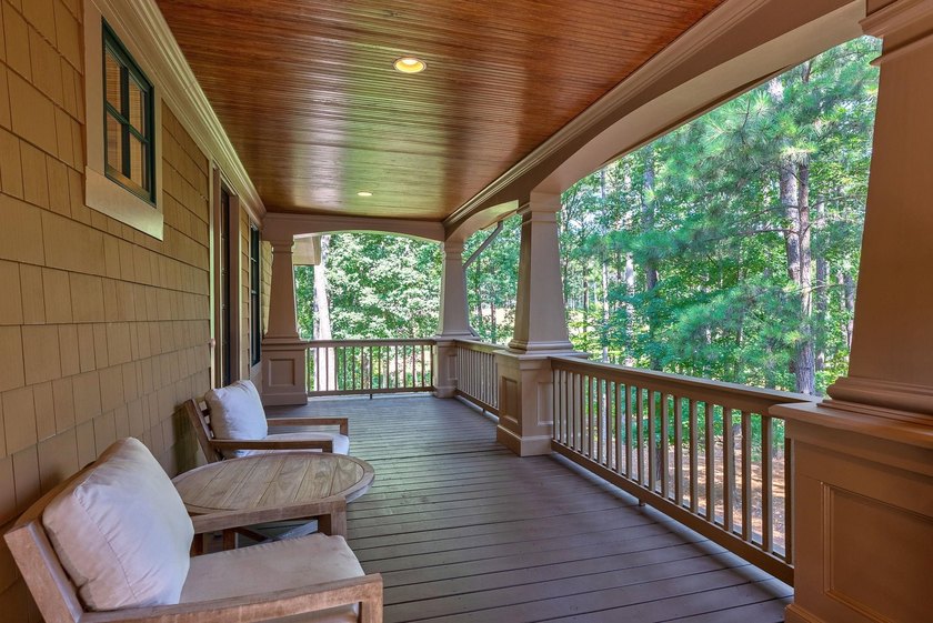 STUNNING LOCK-N-LEAVE TOWNHOME WITH A TWO CAR GARAGE CLOSE TO - photo 4