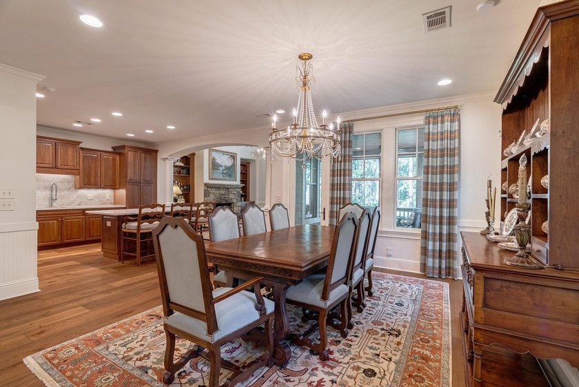 STUNNING LOCK-N-LEAVE TOWNHOME WITH A TWO CAR GARAGE CLOSE TO - photo 7