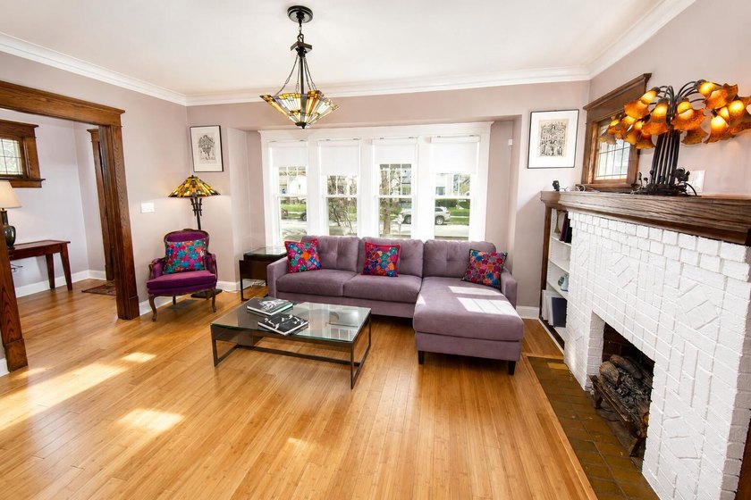 Rare opportunity to own a charming Shorewood bungalow featuring - photo 8