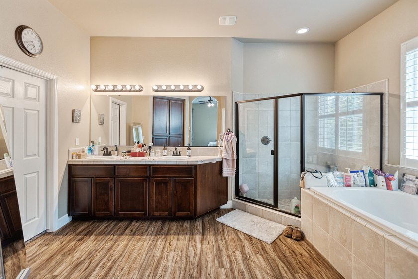 Say hello to this beautiful 4-bedroom 2-bath home located inside - photo 22