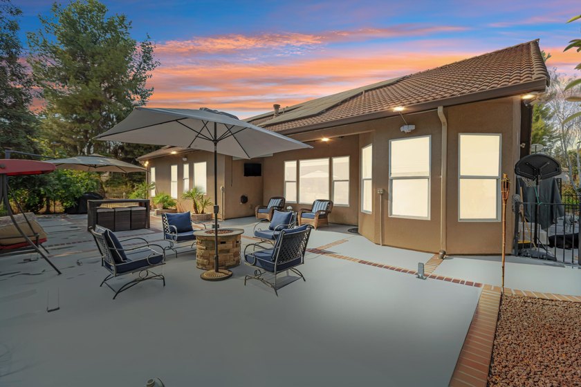 Say hello to this beautiful 4-bedroom 2-bath home located inside - photo 30