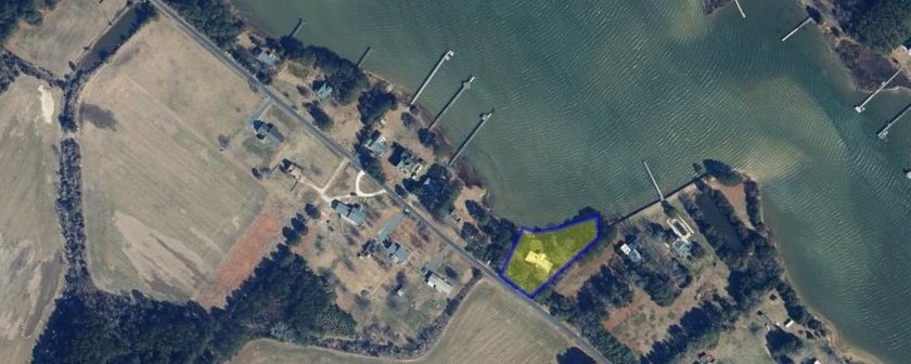 Waterfront home, once part of Governor Wise Plantation, our - photo 3
