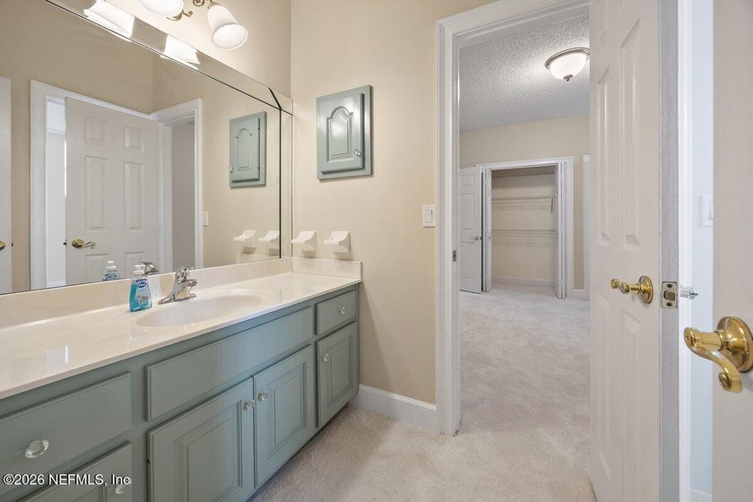 First time on the market! A lovingly maintained Hidden Hills - photo 35
