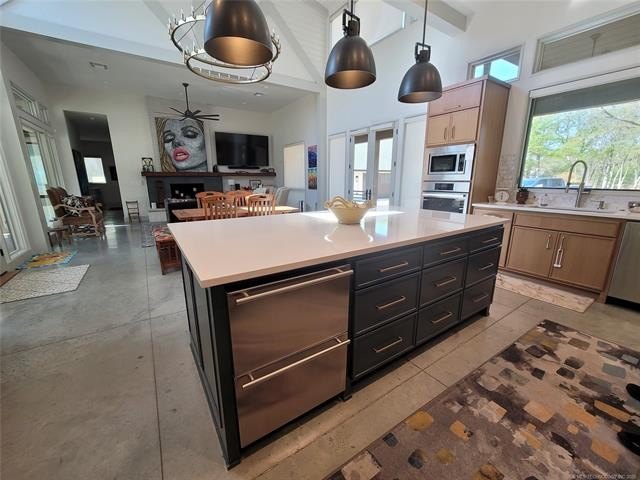 LAKE EUFAULA PARADISE AWAITS! This extraordinary custom - photo 44