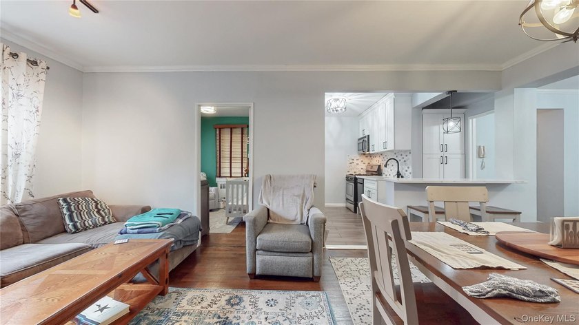 Welcome home to this charming Jr 4, 2-bedroom residence offering - photo 5