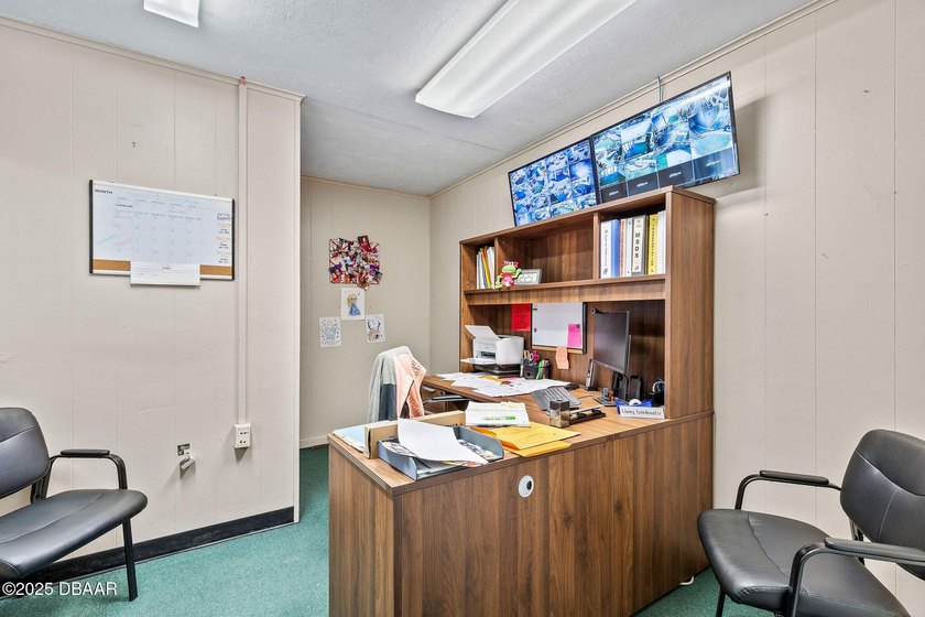 Investment Opportunity! Own this 8,800 sq. ft. building - photo 33