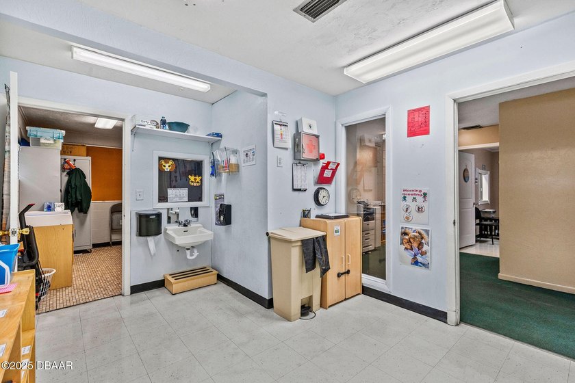 Investment Opportunity! Own this 8,800 sq. ft. building - photo 40