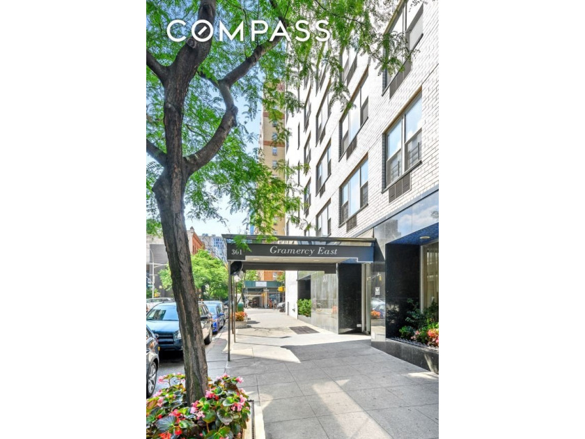This inviting Gramercy studio presents a wonderful opportunity - photo 7