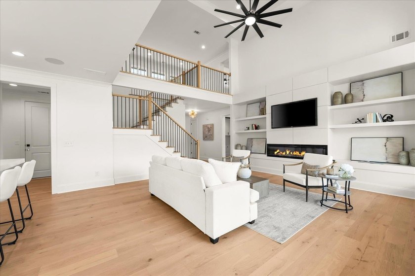 Stunning new construction, PRICED UNDER APPRAISAL, directly on - photo 10