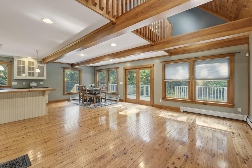 Nestled on 8 private acres, this charming 1862 sq. ft - photo 7