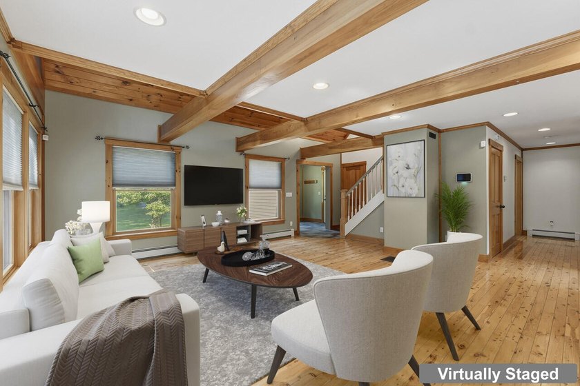 Nestled on 8 private acres, this charming 1862 sq. ft - photo 10