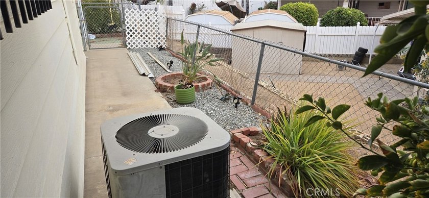Back on Market - Seller says sell!!! Oh My!! Lowest priced home - photo 19