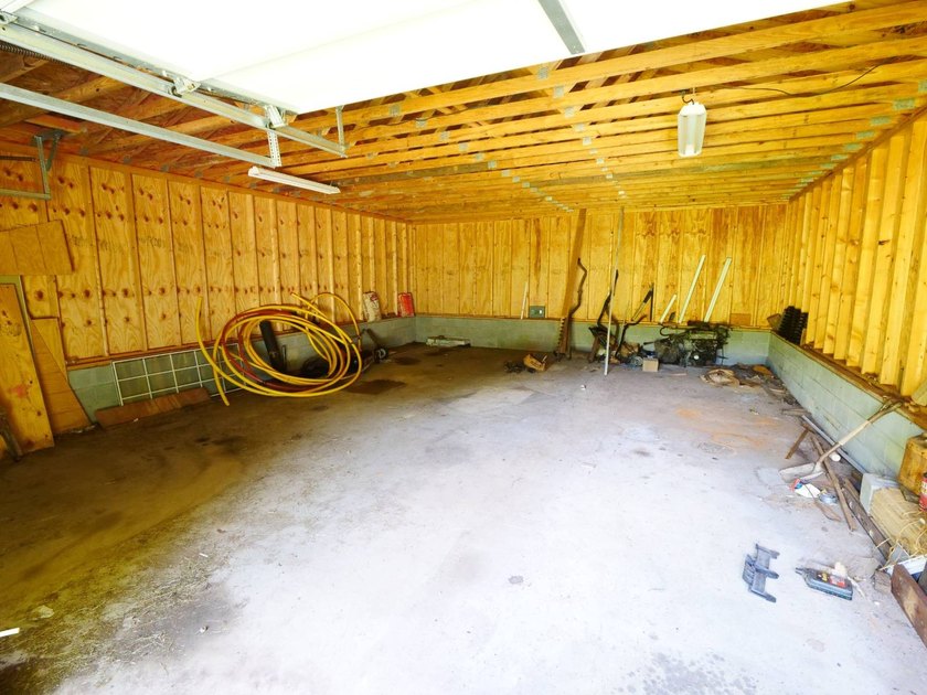 Quality home on acreage. This brick home sits on a fantastic - photo 23