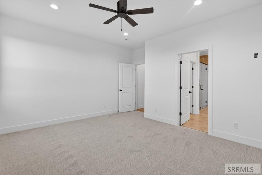 This stunning custom modern ranch style home features 4 bedrooms - photo 28