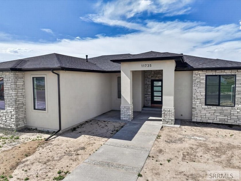 This stunning custom modern ranch style home features 4 bedrooms - photo 47