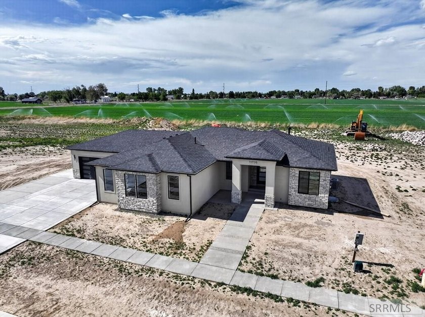 This stunning custom modern ranch style home features 4 bedrooms - photo 50