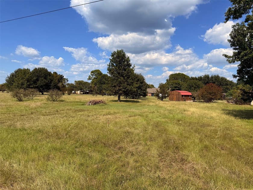 Excellent opportunity to own a 0.24-acre level lot located on a - photo 6
