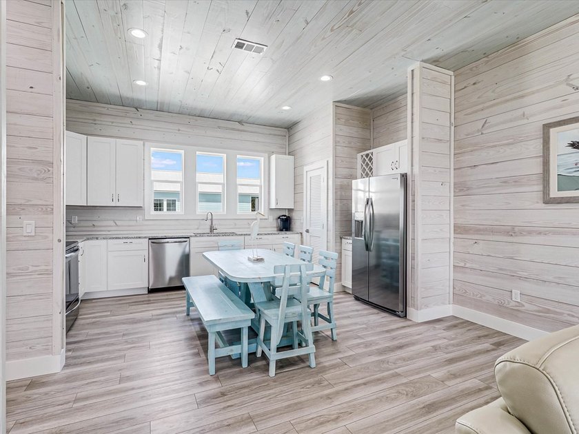 This waterfront home is the perfect Vacation House or Short Term - photo 11