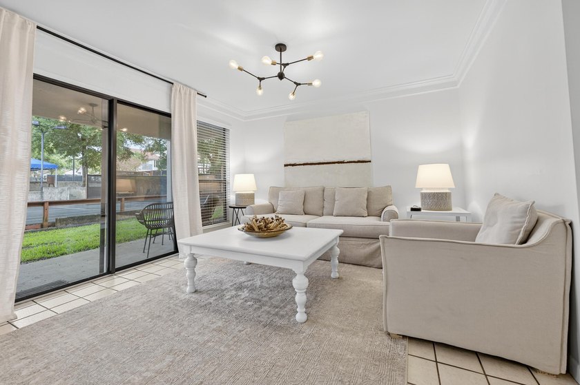 Welcome to 37 Forest Hills Lane, a beautifully maintained - photo 13