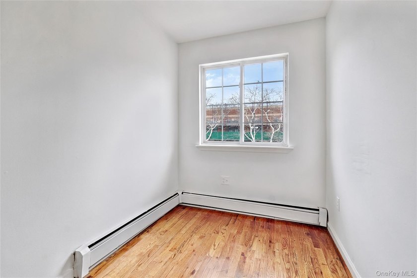 964 Hemlock St presents a versatile legal duplex offering 6 - photo 10