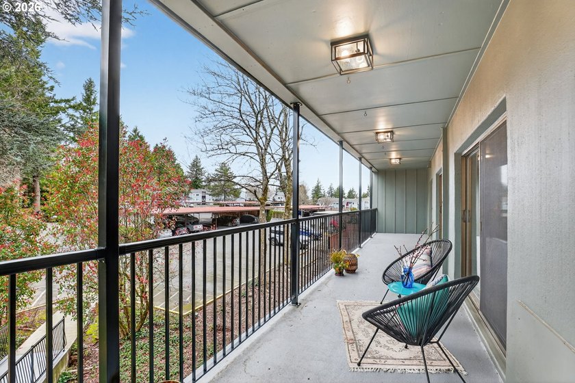 Light-Filled Condo with Expansive Balcony &amp; Exceptional - photo 31