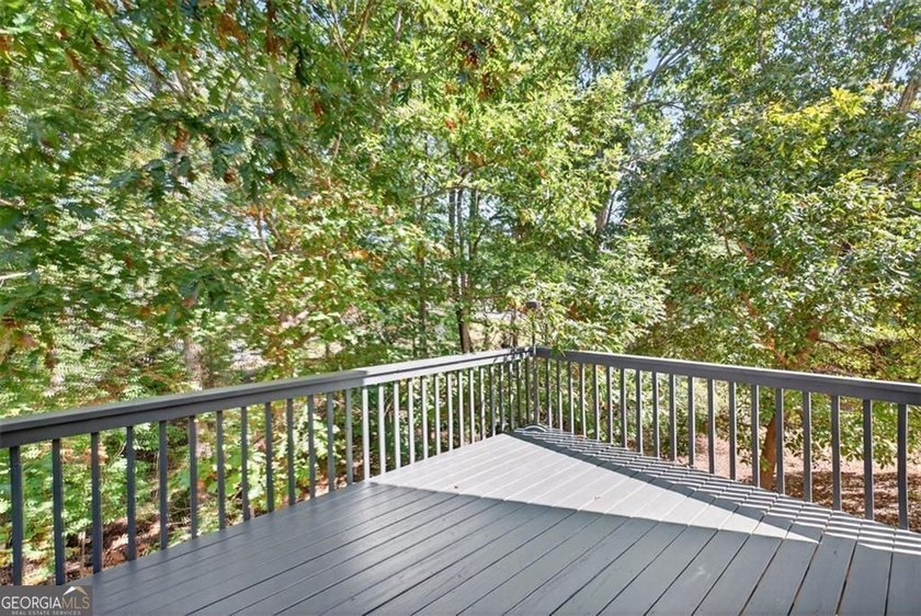 Seller is offering up to $10,000 toward buyer closing costs - photo 47