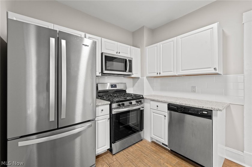 Welcome to this beautifully renovated, move-in-ready 5-bedroom - photo 16