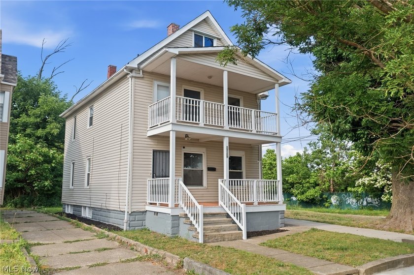 Welcome to this beautifully renovated, move-in-ready 5-bedroom - photo 41