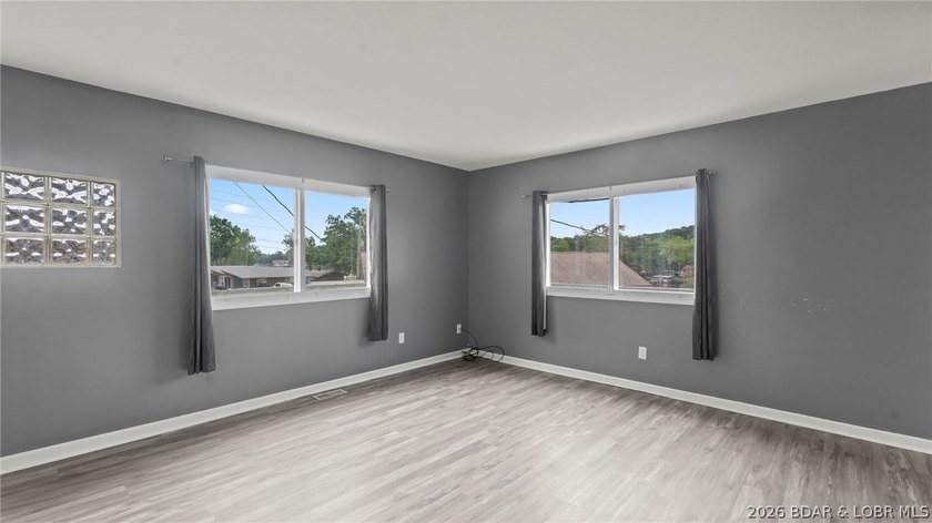 Move-in ready lakeview cabin featuring 2 bedrooms, 1 bath, and - photo 11